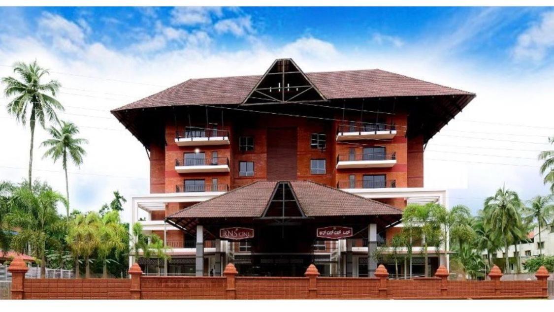 Hotel Rns One Subrahmanya Zewnętrze zdjęcie