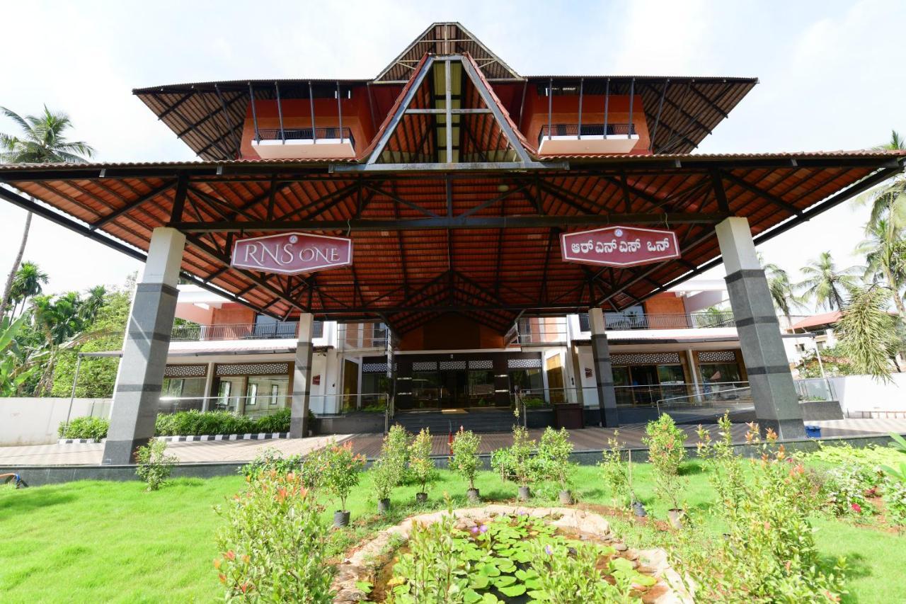 Hotel Rns One Subrahmanya Zewnętrze zdjęcie